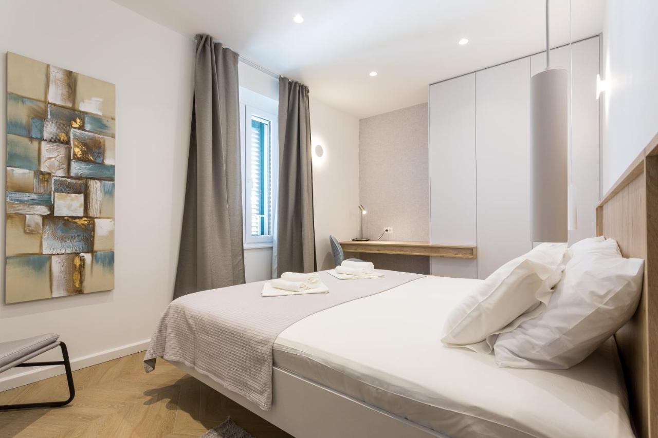 ספליט Top Floor Luxury Suite מראה חיצוני תמונה